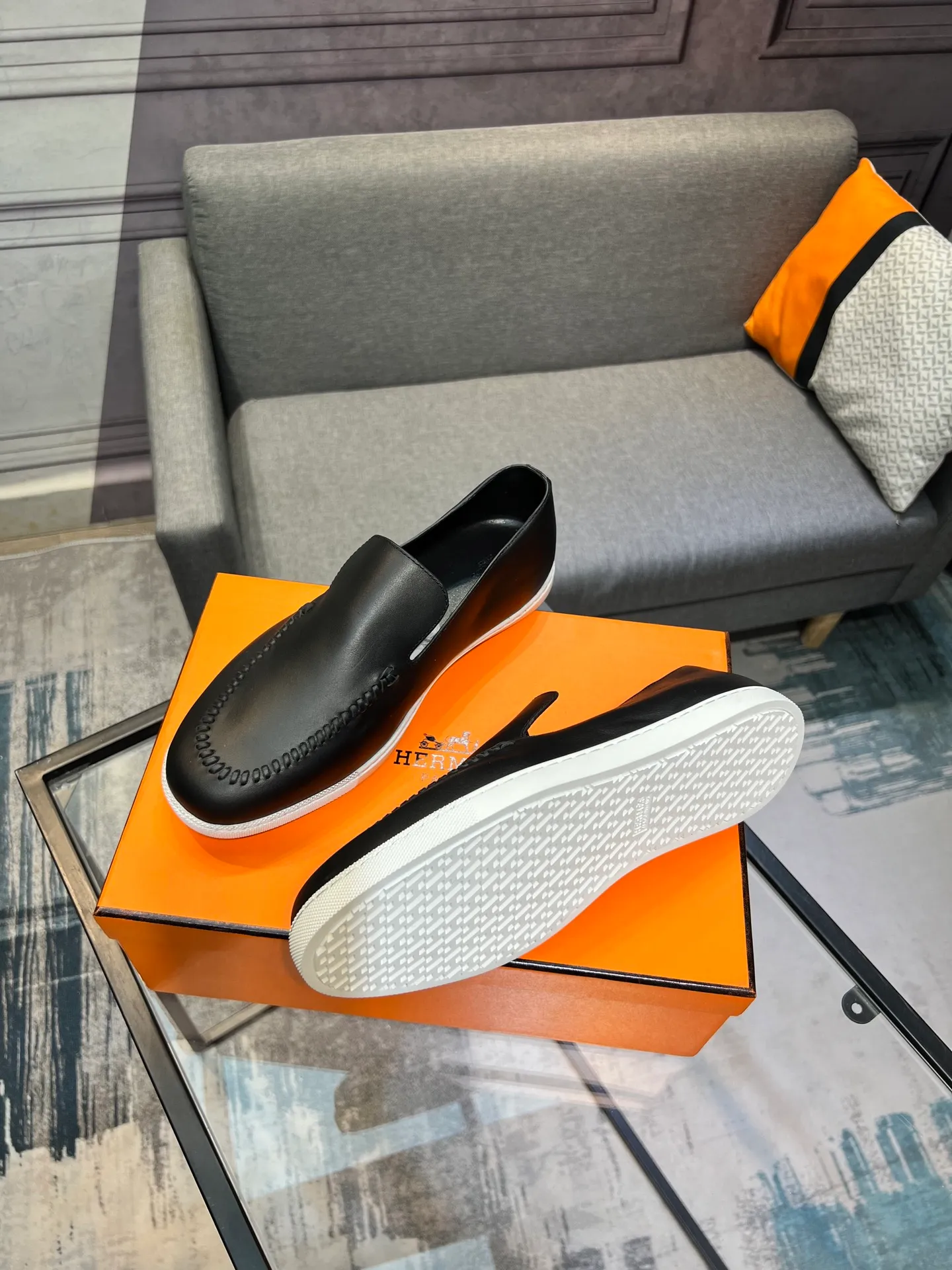 Men's shoes 💰700 [HERMES] Hermès - High-end quality original order 🔍🔍 - Upper: 🔝 cowhide suede splicing design - Inner lining: imported mixed sheepskin - Outsole: TPR foam · Rubber: two-color combined molding outsole - Super high quality control · Fine workmanship: highlighted (high-end, luxury, grade) -Size: 38-44 (45, 46, can be customized)